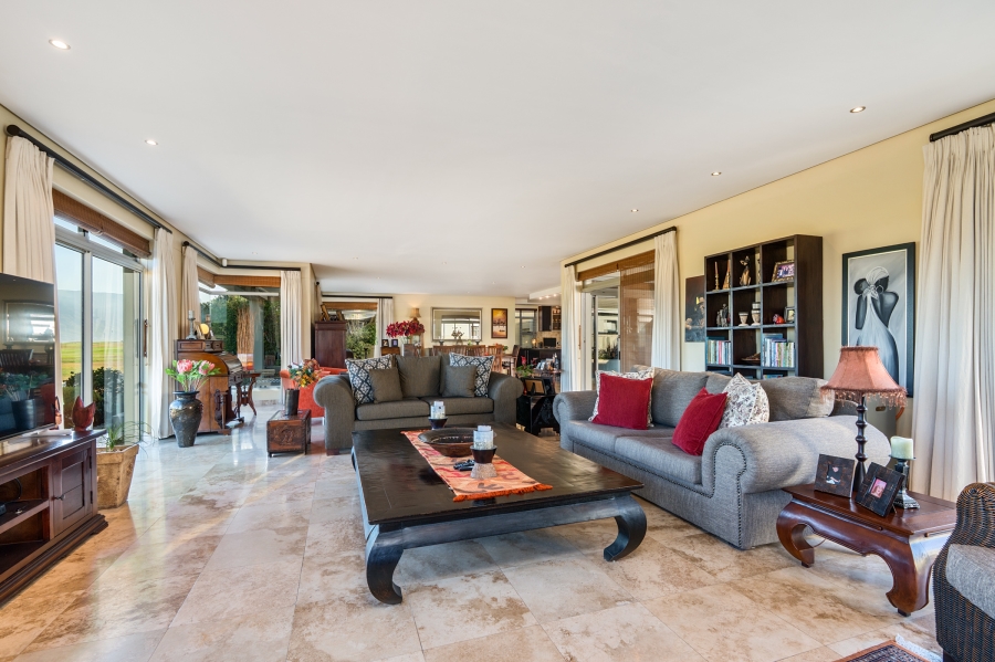 5 Bedroom Property for Sale in Sunset Links Western Cape